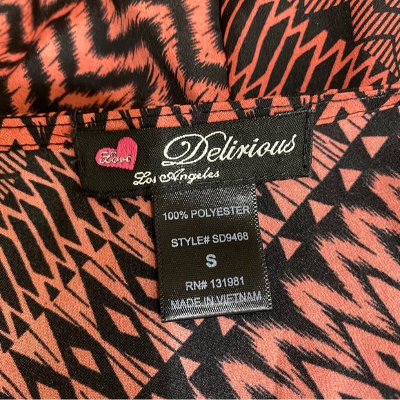 Delirious Los Angeles Lightweight Sleeveless Pocket Dress - Picture 4 of 7